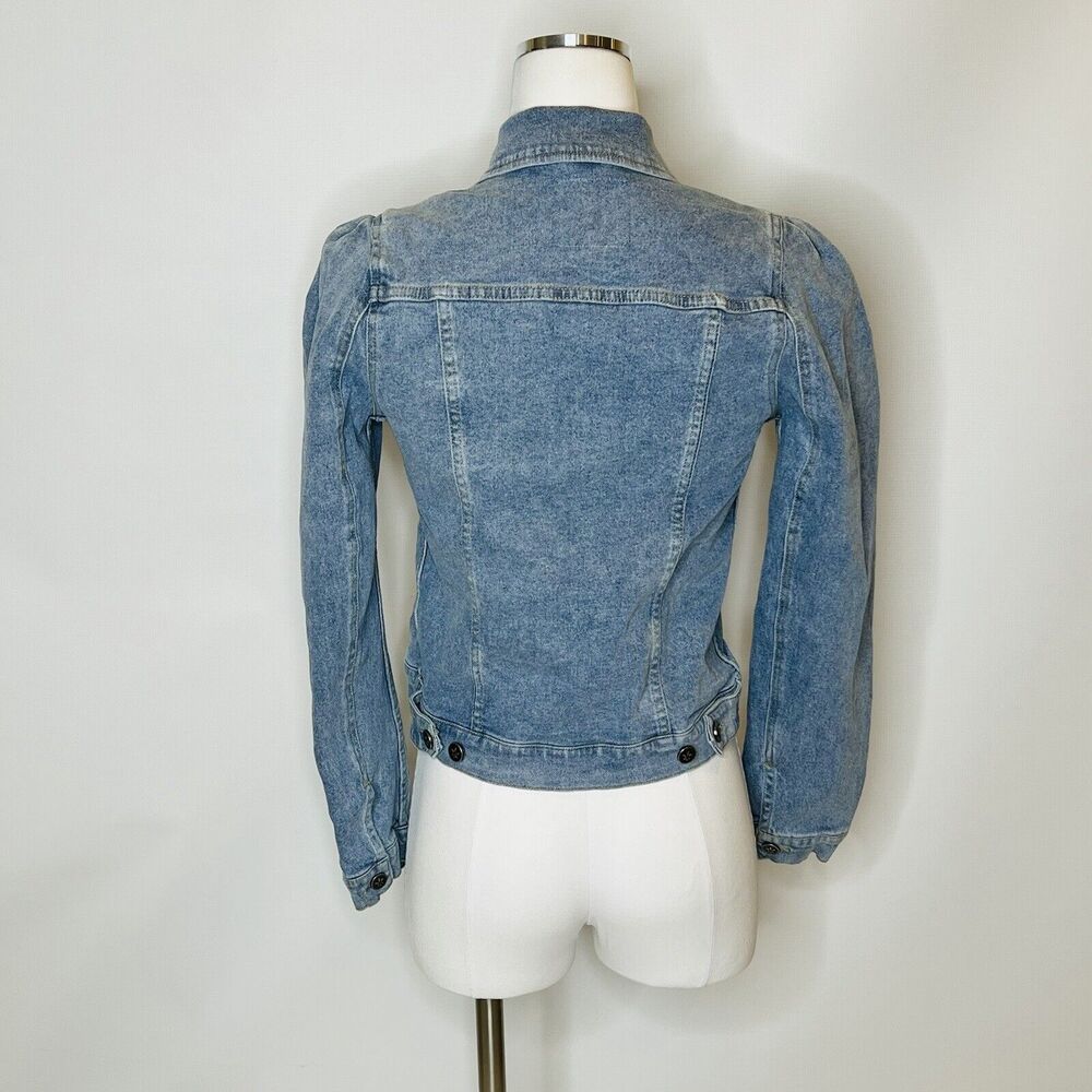 Lauriebelles Chelsea DeBoer by Lily & Lottie Light Wash Jean Jacket Size Small - Picture 3 of 11